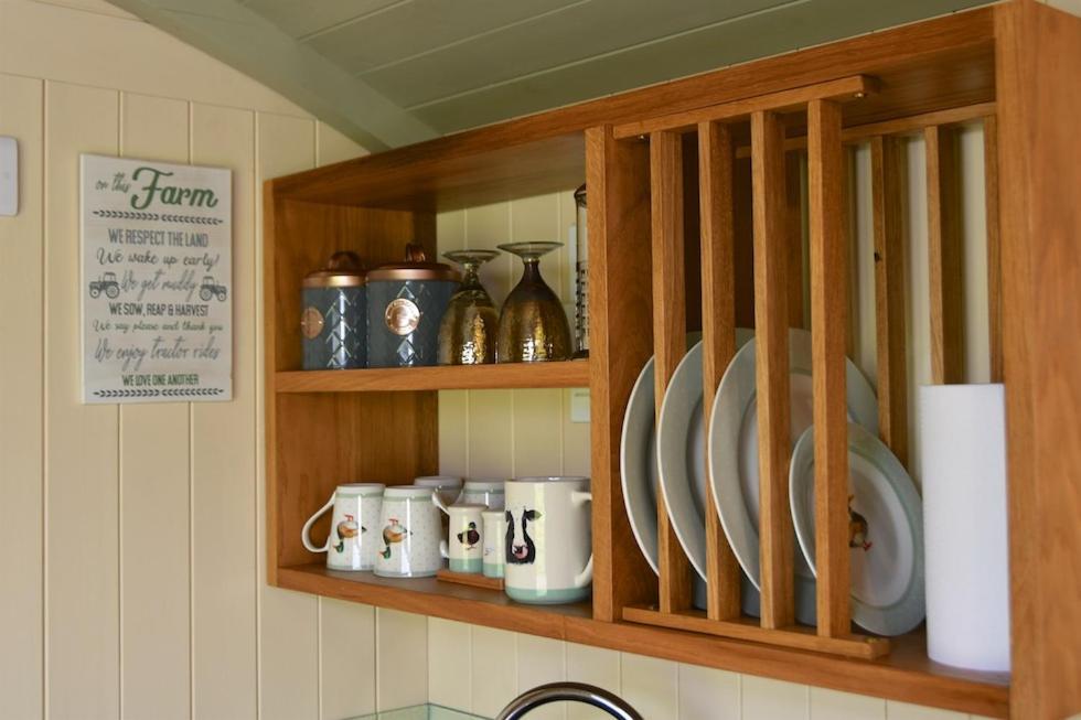 The Shepherds Hut Кармартен Экстерьер фото